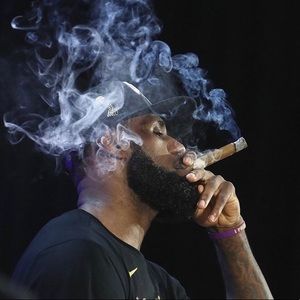 Meet your Posher, Max